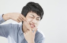 새 학기 시작 전 여드름 치료로 자신감 UP!