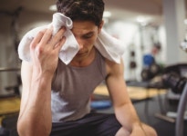 근육세포가 괴사해 녹아내리는 병, ‘횡문근융해증’