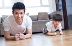 홈트레이닝으로 면역력을 높여 코로나19 바이러스를 날리자