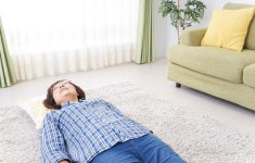 1시간 이상 낮잠 자는 당신. 이젠 끊어라