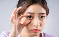 눈이 제대로 감기지 않는 토안증, 제대로 해결하려면?
