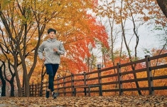 걷기 좋은 요즘, 건강에 도움되는 올바른 걷기 운동법