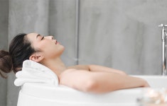 따뜻한 물로 목욕하면 좋은 이유 3...이런 사람은 주의하세요