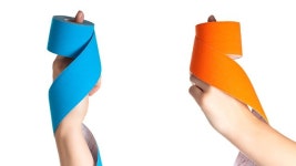 부상 방지하는 스포츠 테이프, 어떻게 붙일까? 운동전문가가 답하다