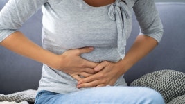 명치 쥐어짜는 듯한 복통 위경련…빠른 대처 방법은?