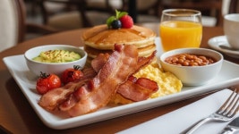 아침에 피해야 할 음식 5가지… 조식 뷔페 베이컨 안돼?