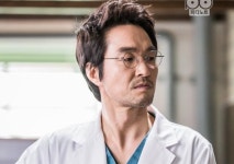 시청률 30% 예단케 하는 ‘낭만닥터’의 이유 있는 뒷심