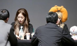 여자친구 몰카안경 소동, 누가 예린에게 돌을 던지나