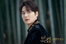 김은숙의 ‘더킹’, SBS 신인작가 입봉작보다 매력 없다는 건