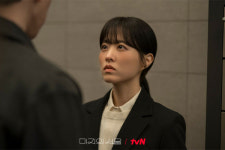 "뭔가 숨길 땐 이유가 있어"...천박한 세상 속 박진영의 묵직한 진심(