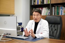 이중턱부터 목주름까지 리프팅 효과 보려면?