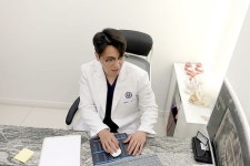 부족한 치조골 양, 뼈이식 임플란트로 보충