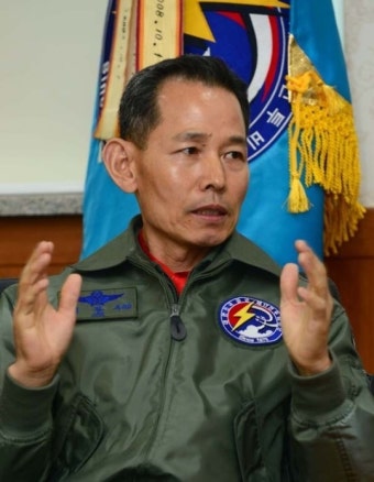 F-4E 팬텀 능력 극대화영공 수호 빈 틈 없앨것