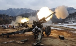 ‘155㎜ 견인포 동시 사격’