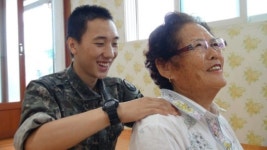 검진·치료·안마 온정에 어르신들 웃음꽃 ‘활짝’