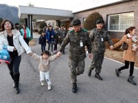 “나라 지키는 우리 아빠 자랑스러워요”