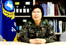 ˝여성 최초 예비군 지휘관…책임·사명감 男모르죠”