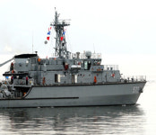 물 흐르듯이 일사천리… ‘바다의 지뢰’ 완벽 제거