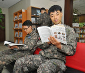 끊임없이 쏟아지는 맞춤형 서비스 발걸음이 저절로 도서관으로 고고~