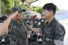공군교육사 윤경오 상사, 심폐소생술로 전우 생명 구해
