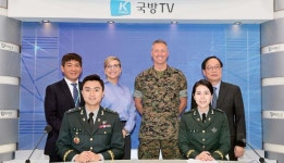 美 국방홍보원 관계자, 홍보원 방문