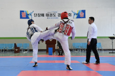 강군의 태권, 거침없이 하이킥