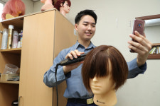 “저의 요리 선생님은 이 휴대폰입니다” 