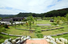 독립운동의 성지에서 51년史 발자취 살피다 