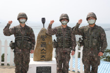 땅끝소초 지키는 ‘해외파 삼총사’