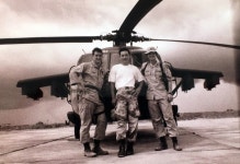 노래방 기기 신기해하던 이탈리아군과 우정 나눠