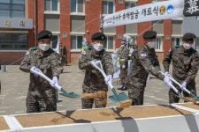 [육군21사단] 6·25 전쟁 영웅 하루빨리 가족 품으로…