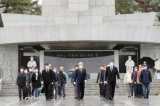 국방동우회, 국립서울현충원 참배