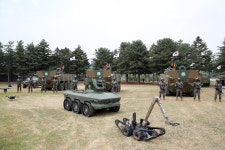 육군, 첨단기술 무장…드론봇 전우와 미래전 이끈다