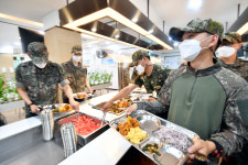 장병 1인당 1일 기본급식비 또 큰 폭 인상