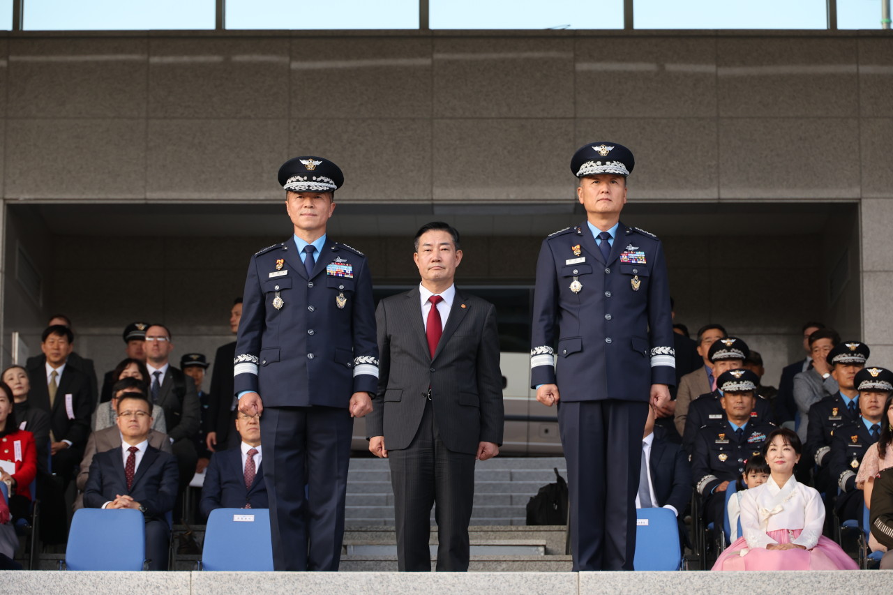 이영수 공군참모총장, 북한의 러시아 파병 행동 심각하게 보고 있다 외국 방문 중에도 북한 도발 엄중 비판, 안보정책 대응책 모색, 한·미 연합 관계 강화 확인