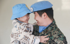 “아빠, 집에 왔다” 한빛부대 18진 환영식 ‘감동의 현장’