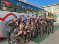 어르신들 몸 덥혀줄 연탄 한 장 한 장