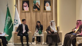 석종건 방사청장, UAE 국제 방산전시회서 세일즈