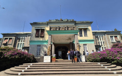 묘비는 안다… 국익·희생 얽힌 독립의 서사를