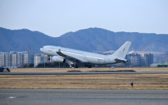공중급유·대형수송 양 날개…위기마다 국민 구하다