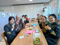 어르신 건강 꼼꼼히 챙기고 체육활동 함께하며 사랑 실천