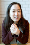 ‘토닥토닥 잠자리 그림책 시리즈’ 낸 김유진 작가