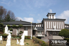 [새로 선포된 교구 순례사적지] (1) 제1대리구 왕림성당