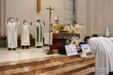 수원교구 분당이매동본당 · 인덕원본당 설립 25주년… 새로운 복음화 여정 다짐
