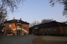 [순례, 걷고 기도하고] 대전교구 공세리성지성당