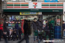  세븐일레븐 상생안 발표…안정형 점포 신설 