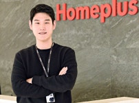 [비즈人워치]홈플러스, B급 마케팅 묻고 더블로!