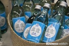 [인사이드 스토리]진로이즈백이 쏘아올린 작은 공