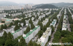 랜드마크 대신 밋밋한 아파트만 짓는다