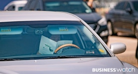 [포토]코로나가 바꾼 풍경 드라이브스루 대입 설명회